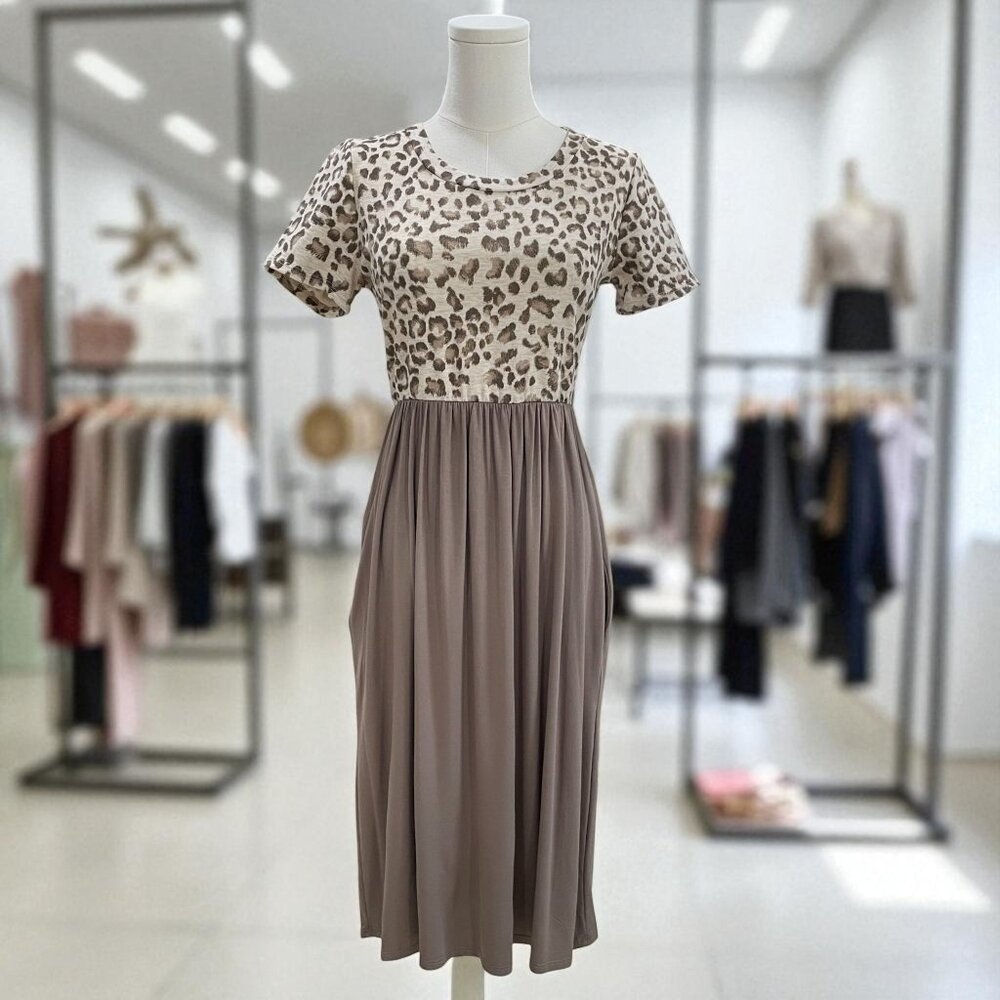 7th Ray Leopard Print Midi Dress‎ Small Tie Back Pockets Cottagecore NWOT USA